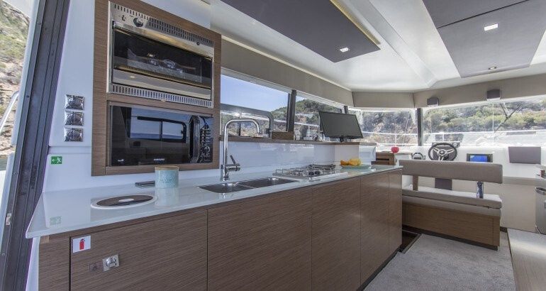 Fountaine Pajot MY 37 | Muscat