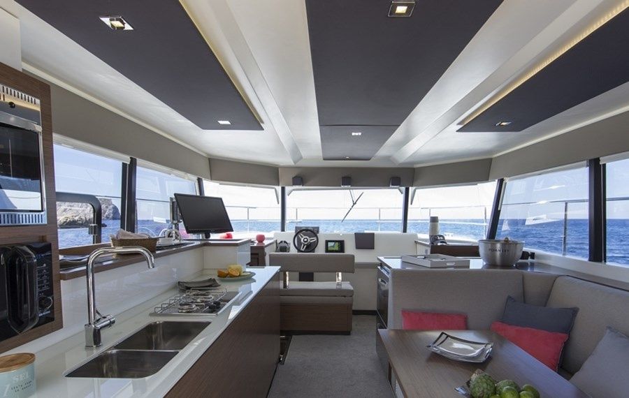 Fountaine Pajot MY 37 | Muscat