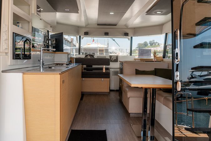Fountaine Pajot MY 37 | Muscat
