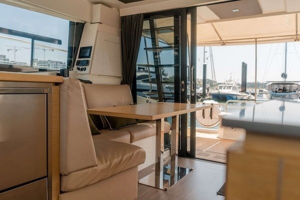 Fountaine Pajot MY 37 | Muscat