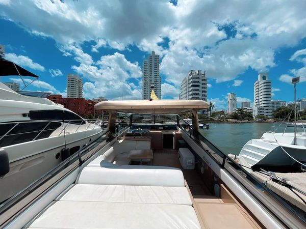 Cherokee 60 | Cuna 1