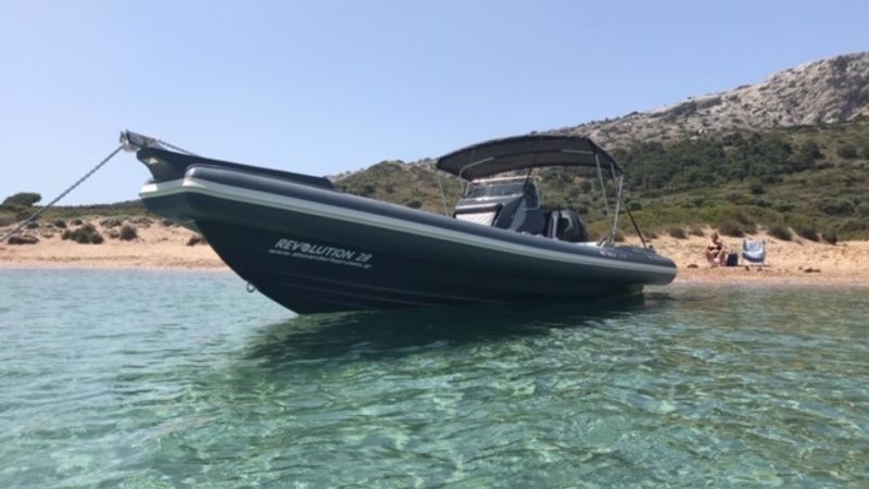 Revolution 28 Rib | 28