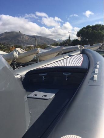 Revolution 28 Rib | 28