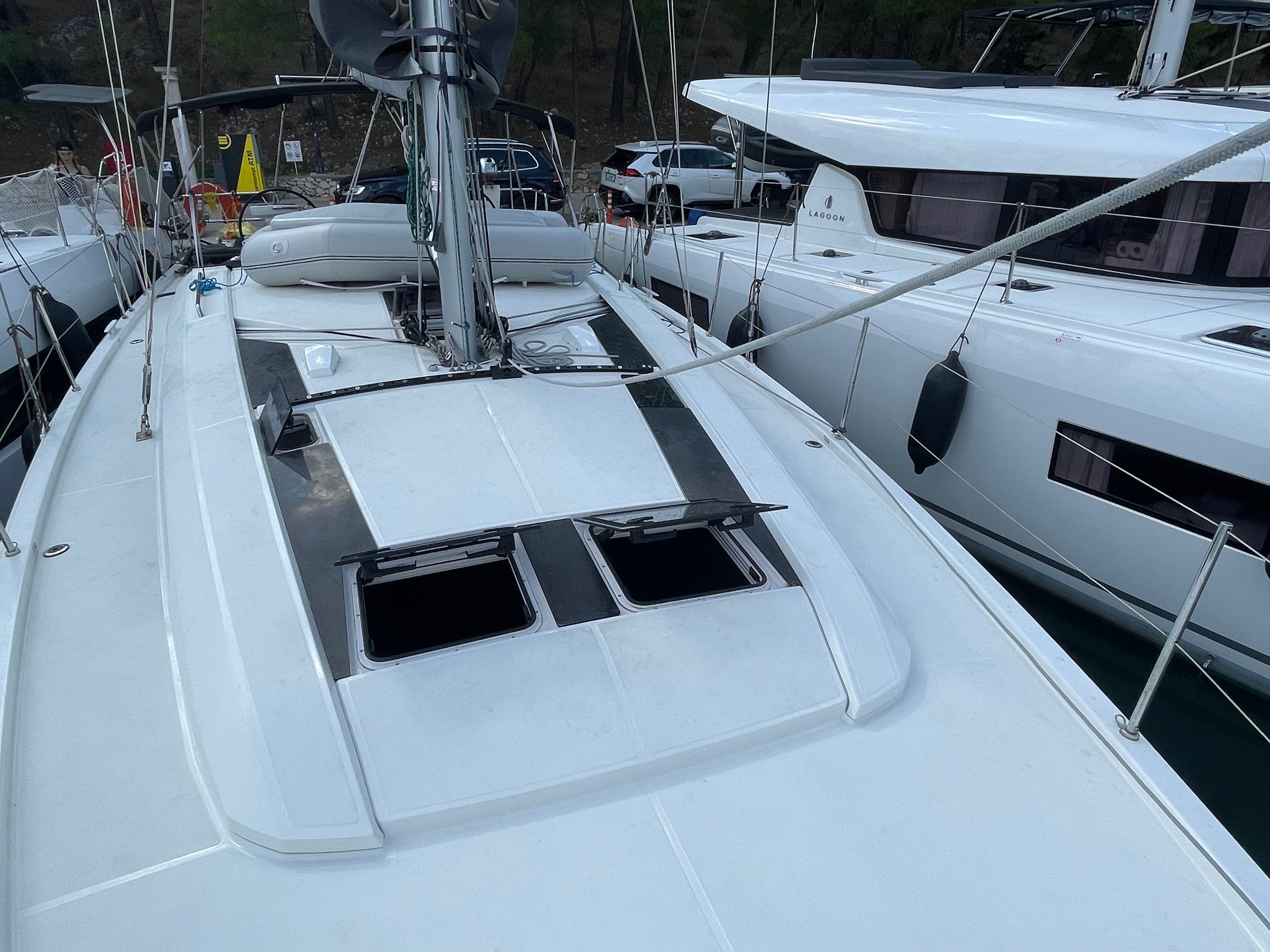 Beneteau Oceanis 46.1 | First Kiss