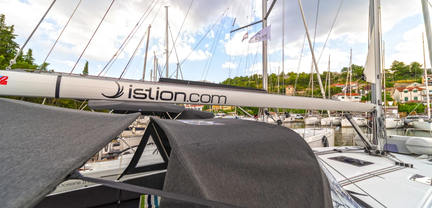 Beneteau Oceanis 40.1 | First Touch