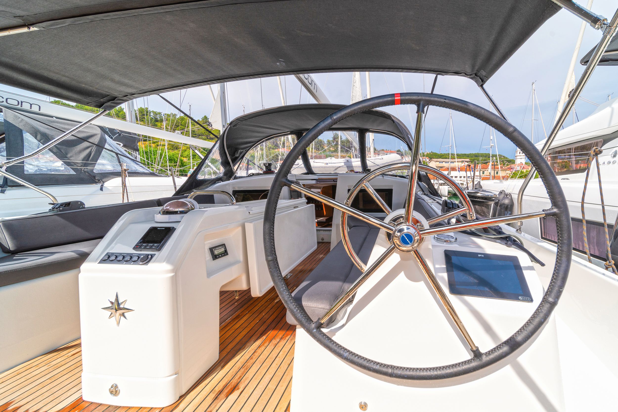 Jeanneau Sun Odyssey 410 | First Date