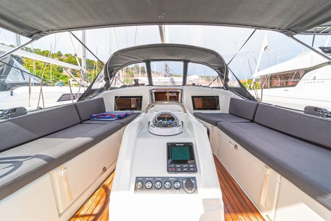 Jeanneau Sun Odyssey 410 | First Date