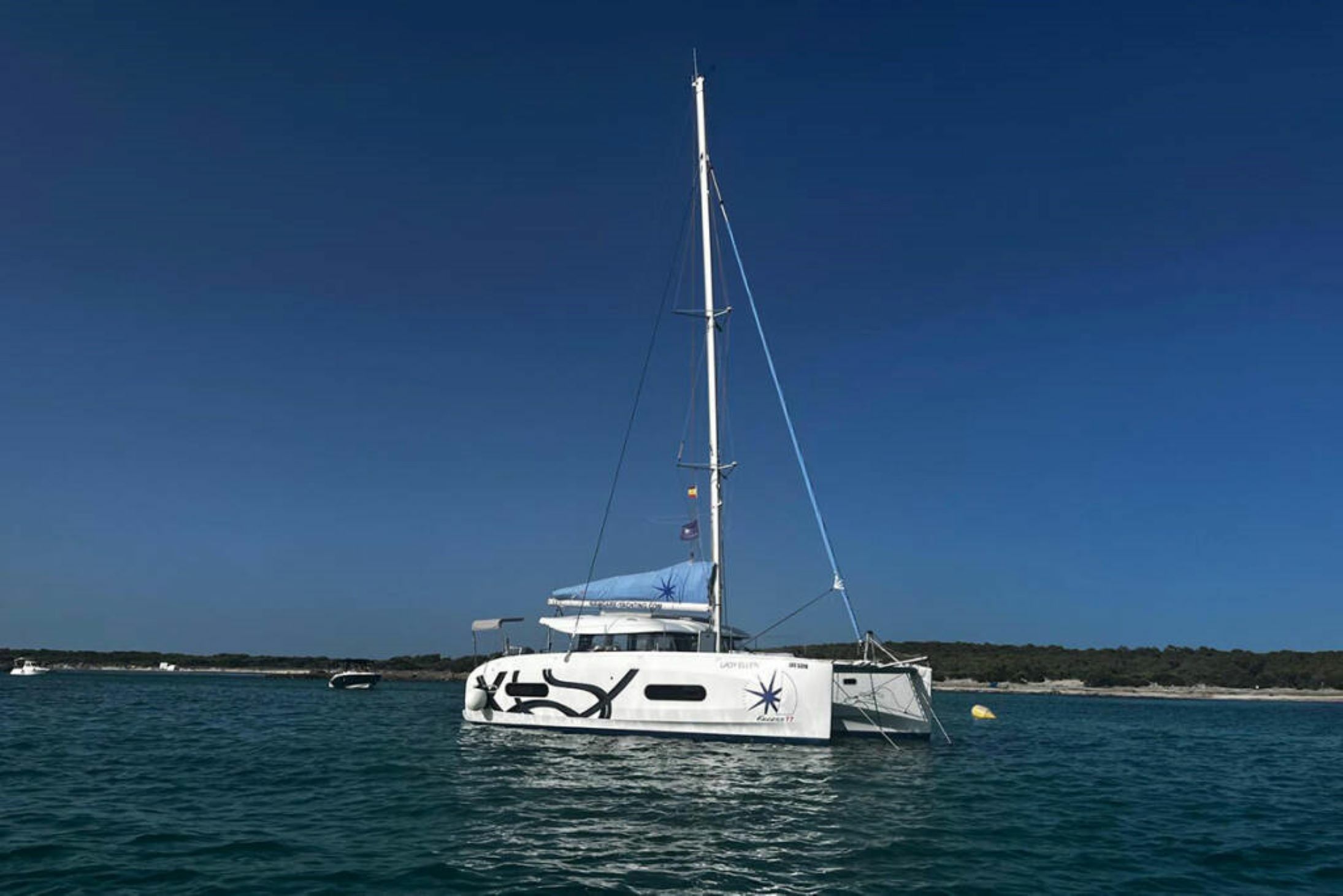 Excess 11 | Lady Ellen