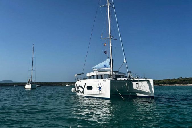 Excess 11 | Lady Ellen