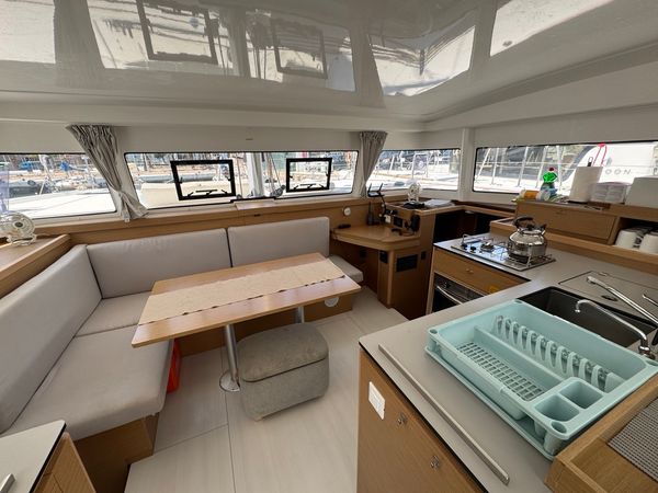 Excess 11 | Lady Ellen