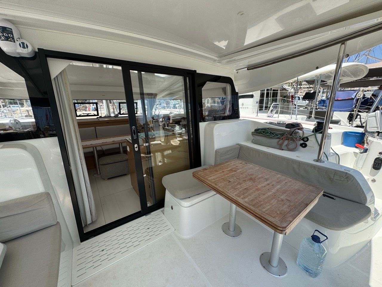 Excess 11 | Lady Ellen