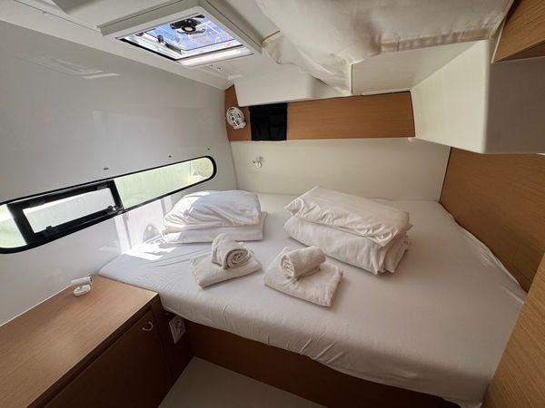 Excess 11 | Lady Ellen