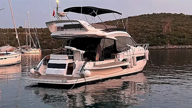 Galeon 500 Fly | Champ Atlantis