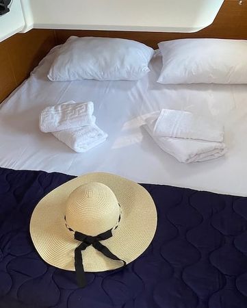 Jeanneau Sun Odyssey 490 | Etheria