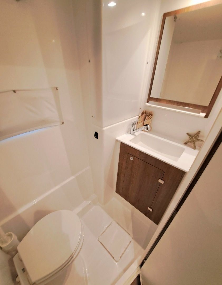 Bali Catspace | Fontana