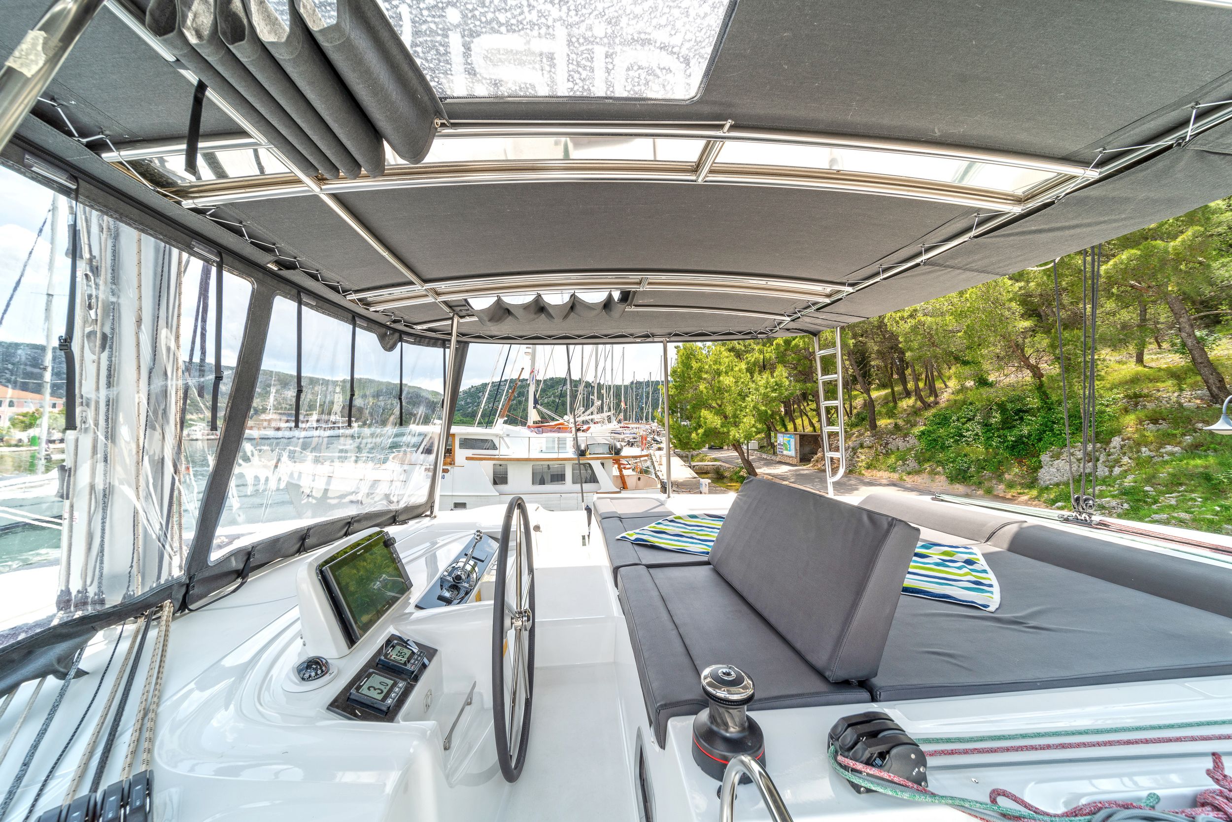 Lagoon 46 | First Care