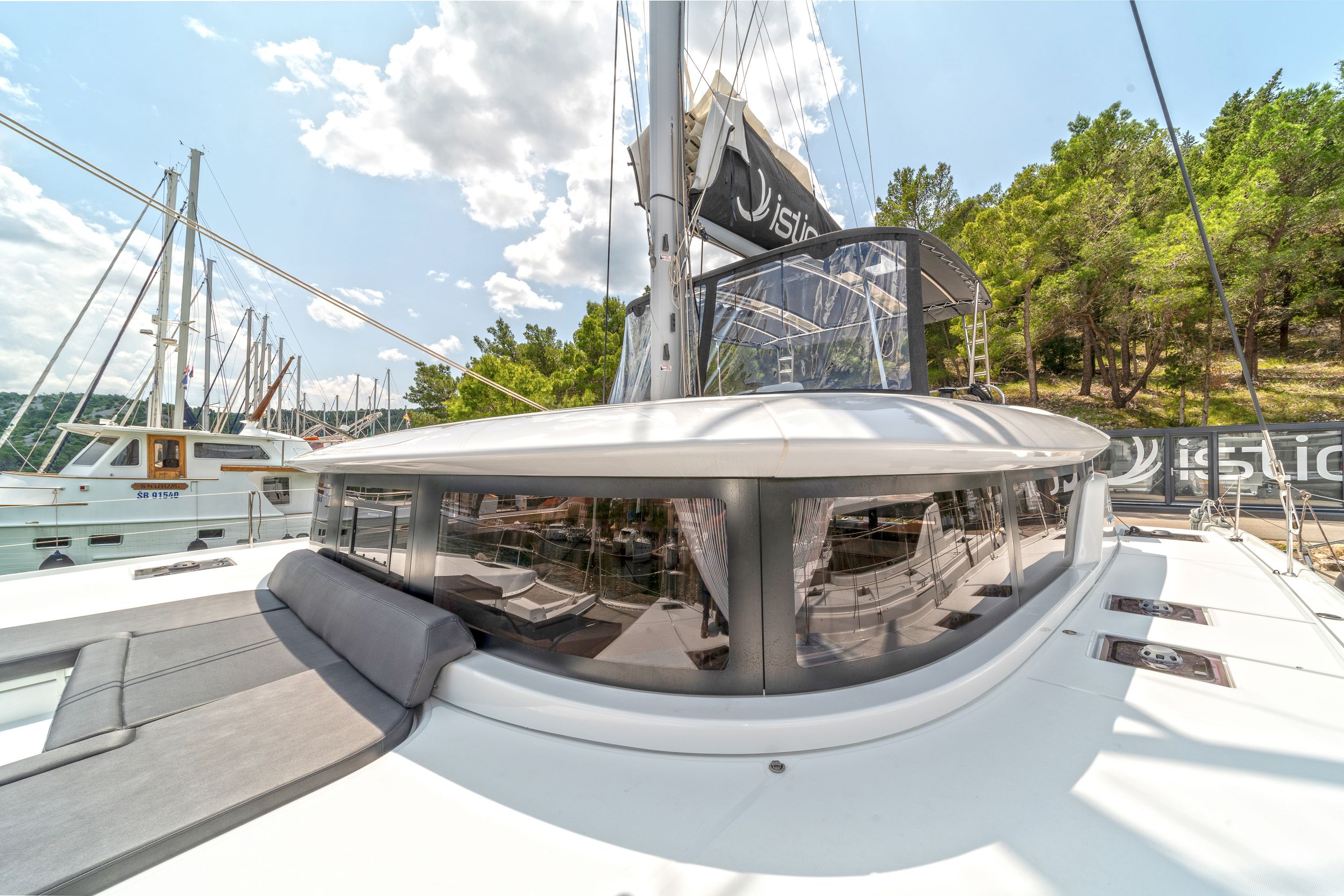 Lagoon 46 | First Care