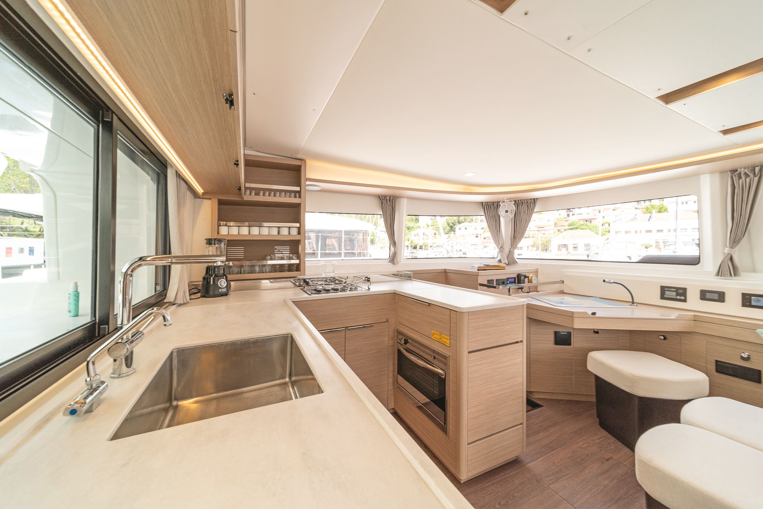 Lagoon 46 | First Care