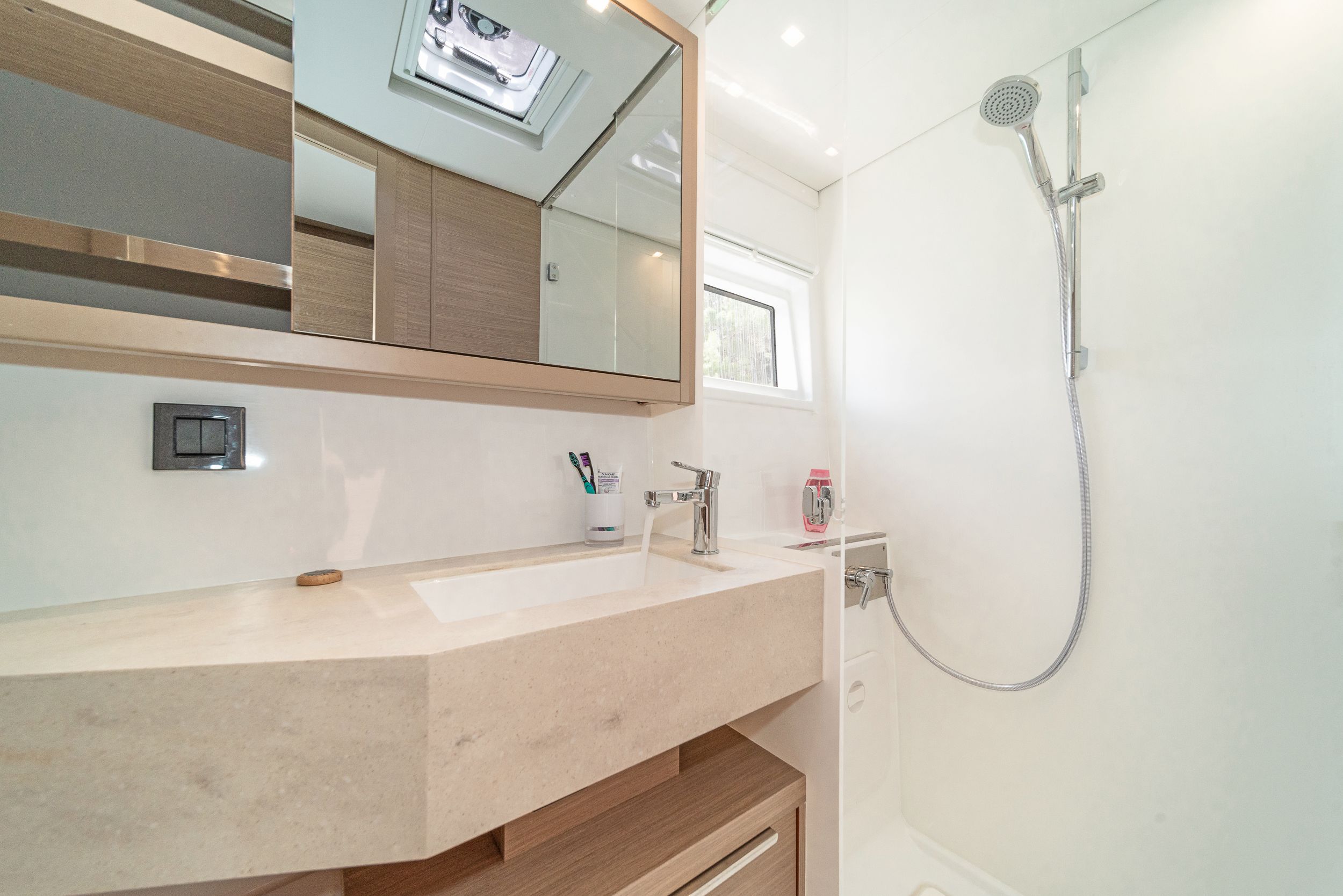 Lagoon 46 | First Care