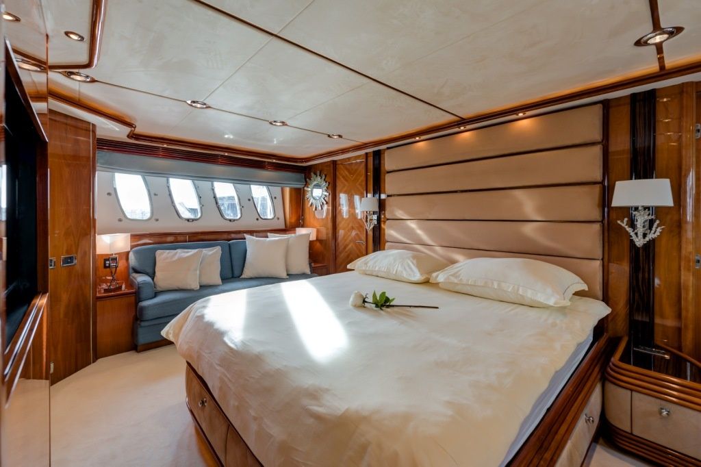 Sunseeker 105 | Baby 1