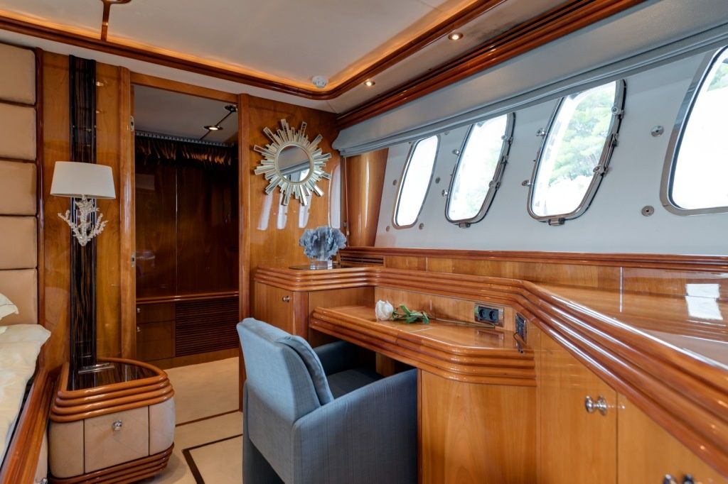 Sunseeker 105 | Baby 1