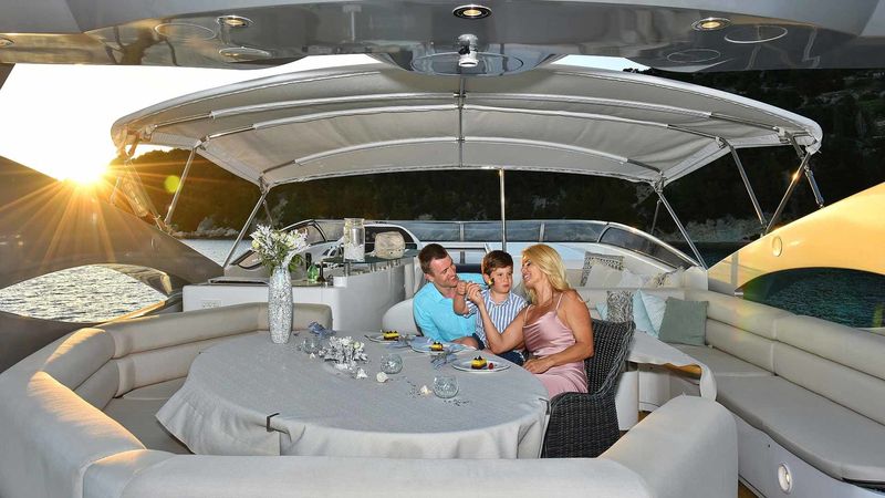 Sunseeker 105 | Baby 1