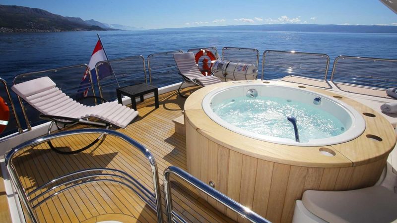 Sunseeker 105 | Baby 1