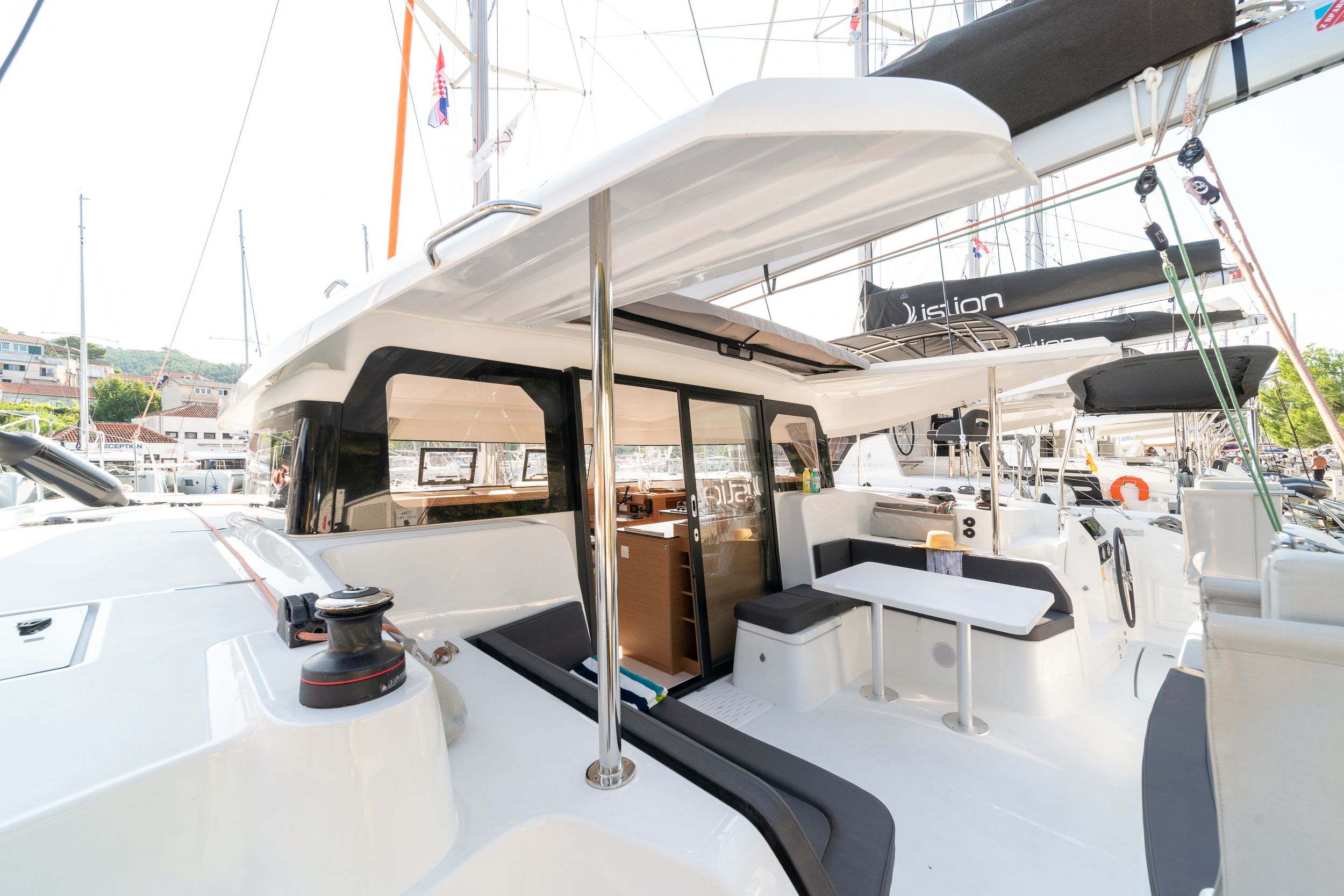 Excess 11 | First Sight