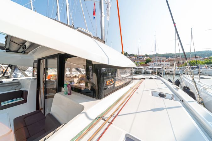 Excess 11 | First Sight