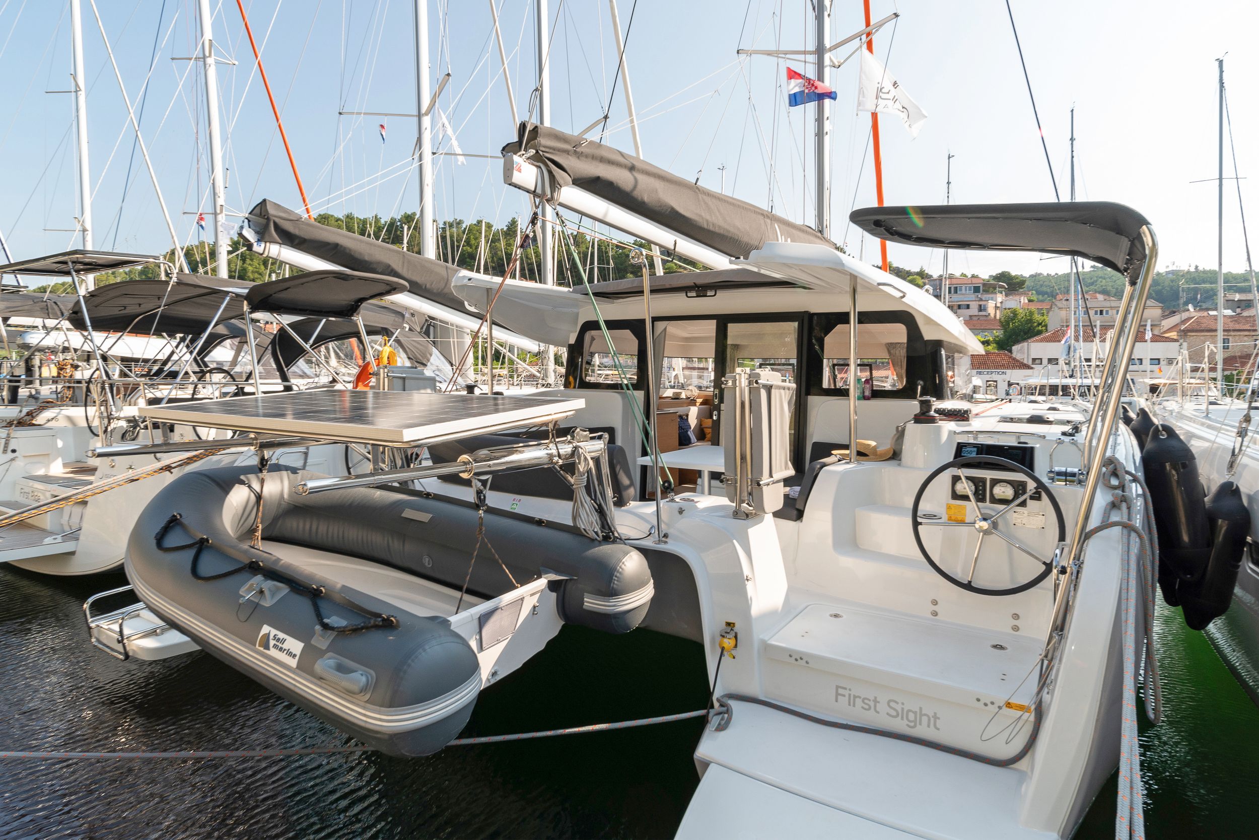 Excess 11 | First Sight