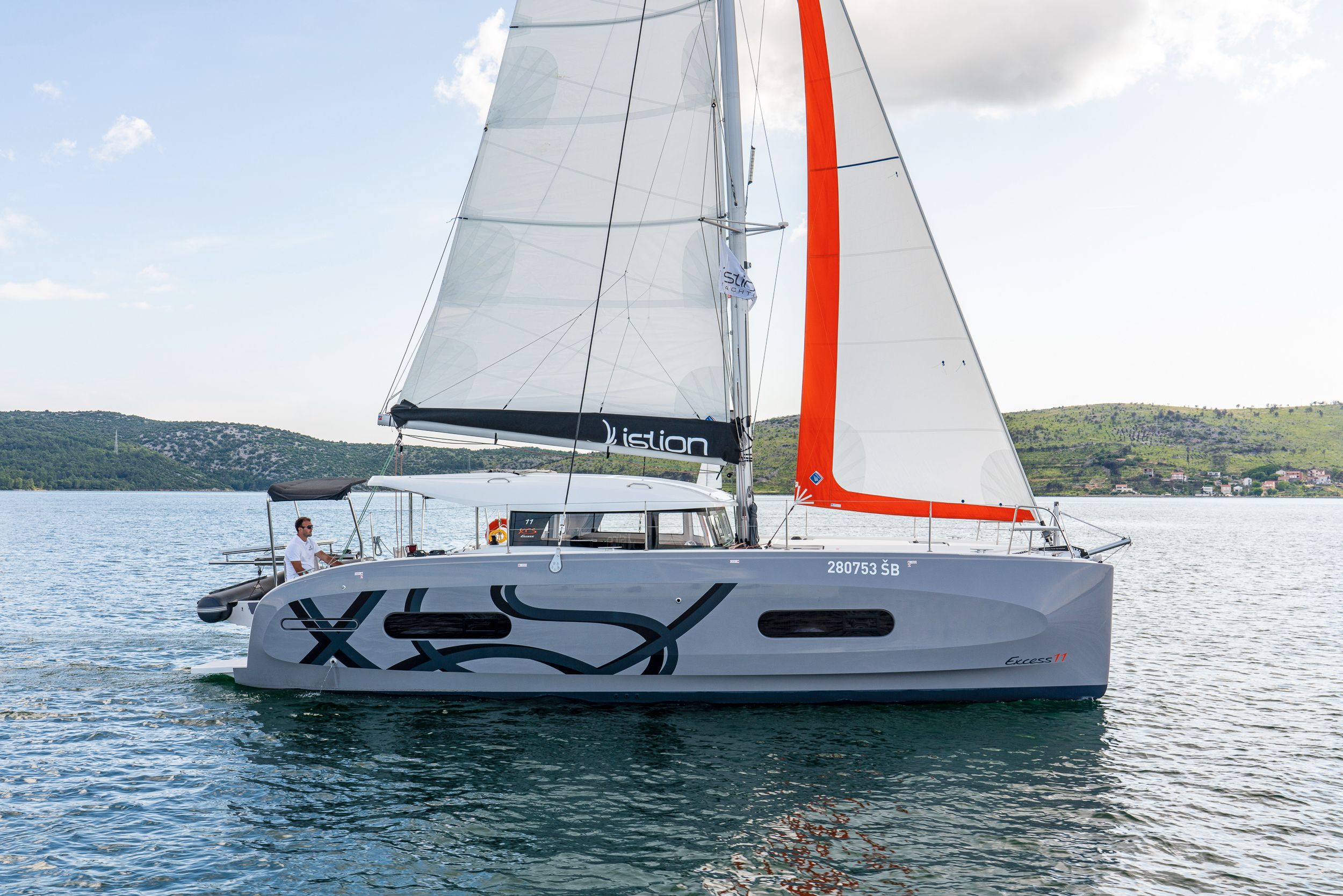 Excess 11 | First Sight