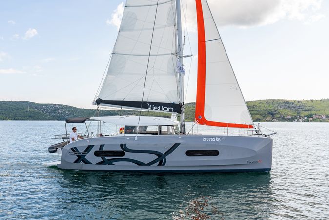 Excess 11 | First Sight