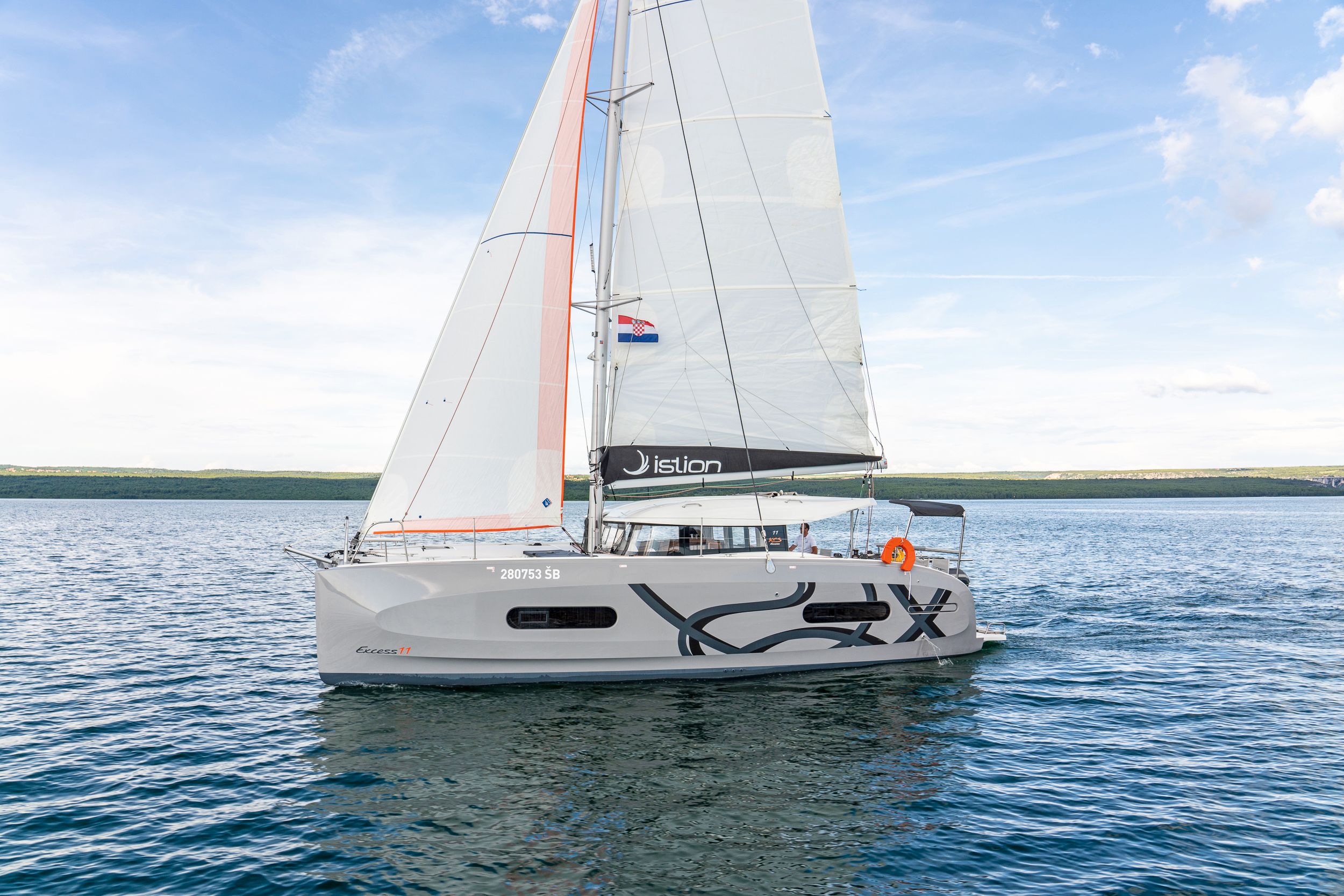 Excess 11 | First Sight