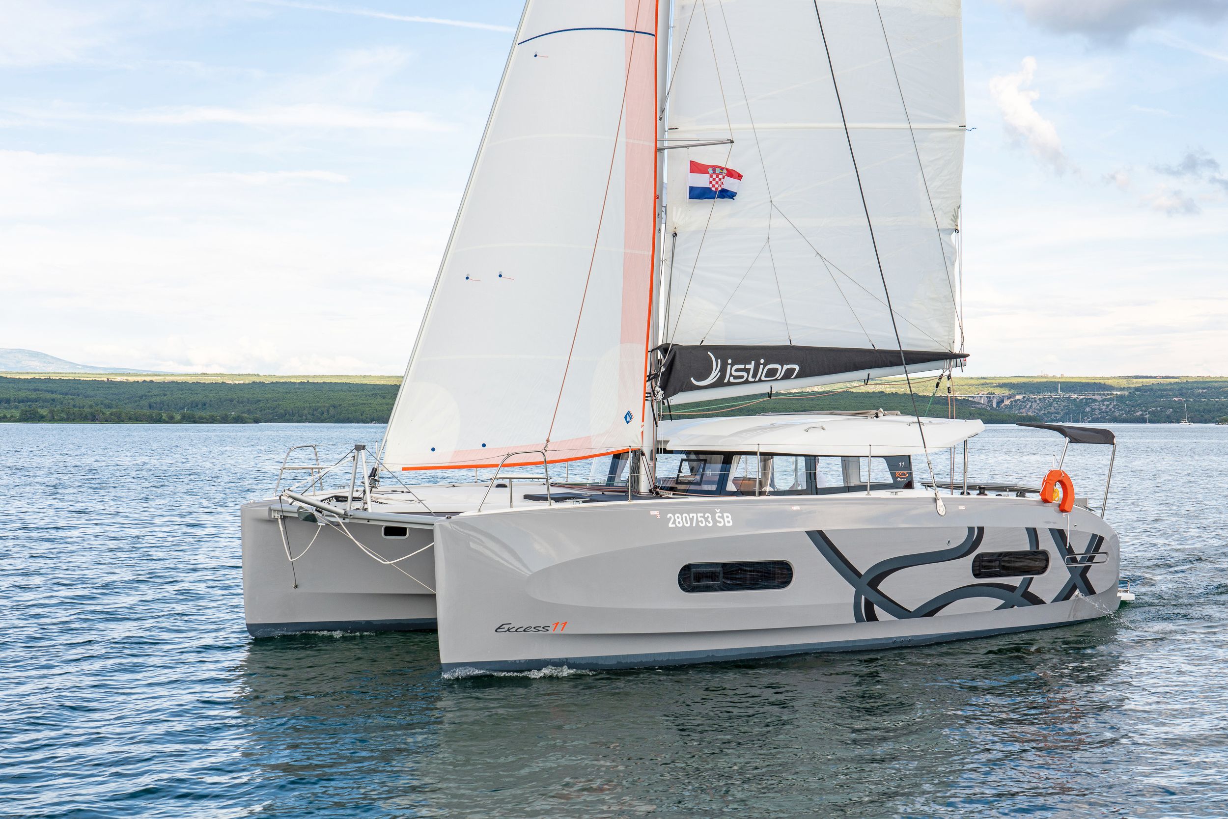 Excess 11 | First Sight