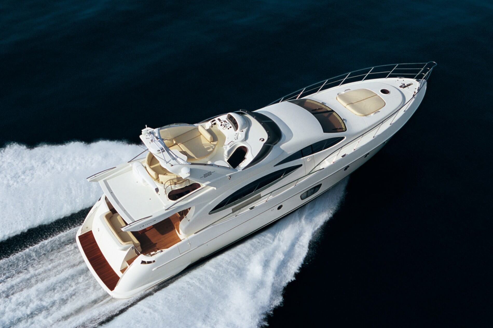 Azimut 68 | Emmy