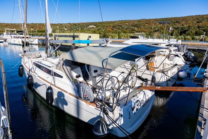 Jeanneau Sun Odyssey 349 | Gin Tonic