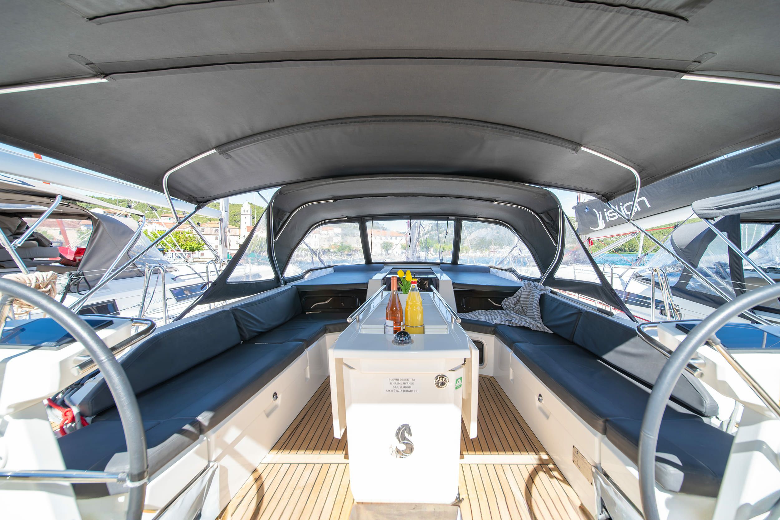 Beneteau Oceanis 51.1 | First Heartbeat