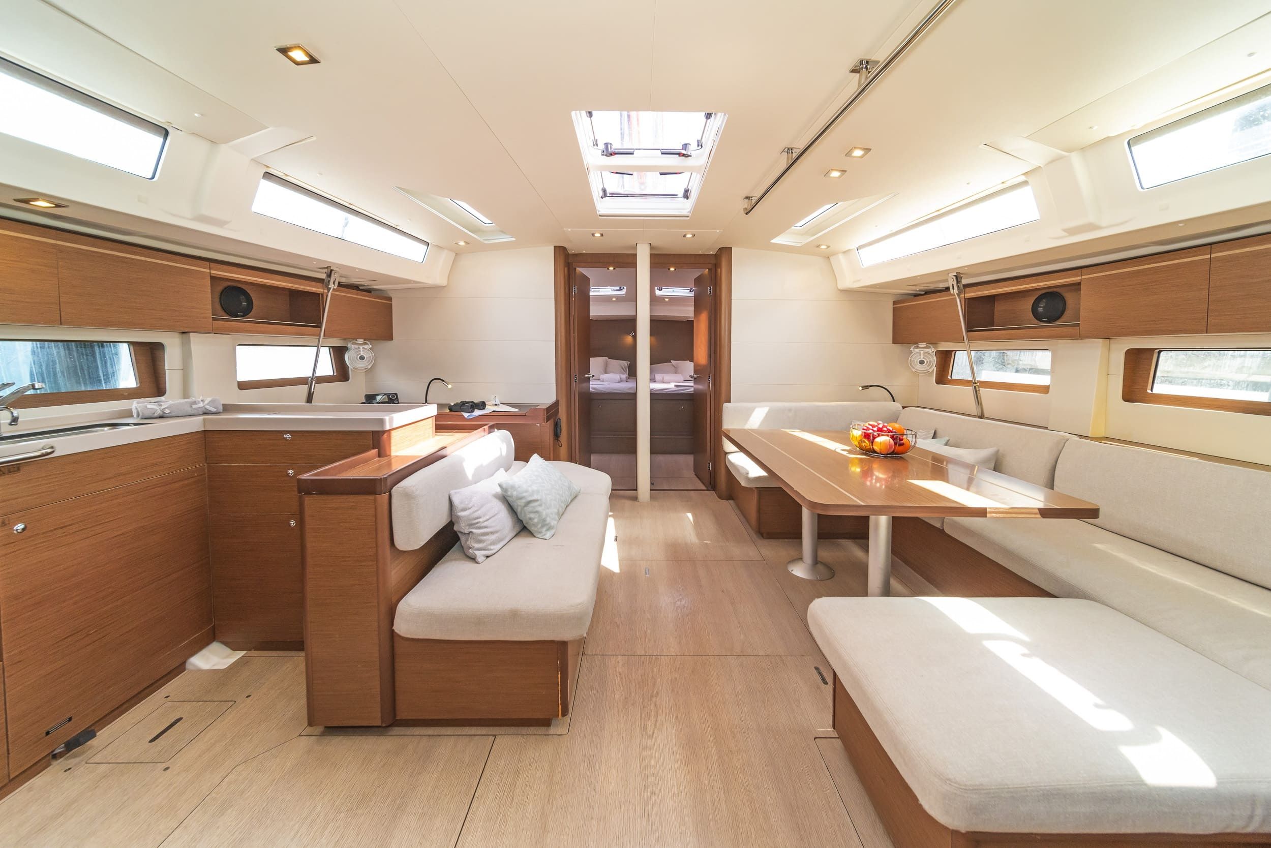 Beneteau Oceanis 51.1 | First Heartbeat