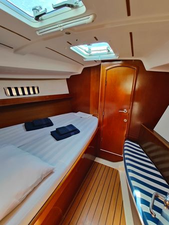 Beneteau Oceanis Clipper 393 | Crete