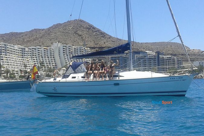 Jeanneau Sun Odyssey 37 | Rebeca y Samuel