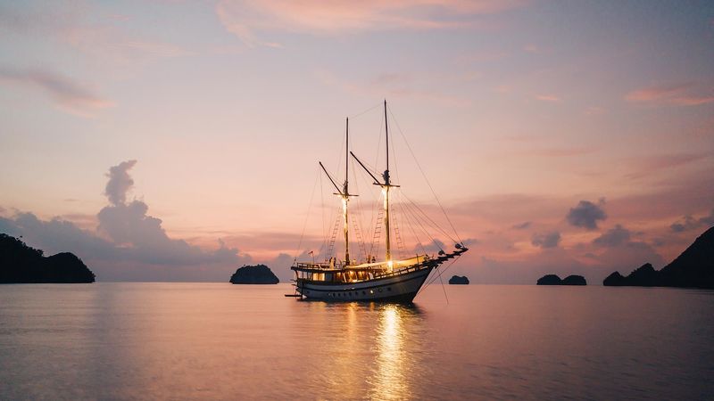 Custom Built Phinisi | Senja