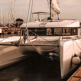 Lagoon 39 | Yesss
