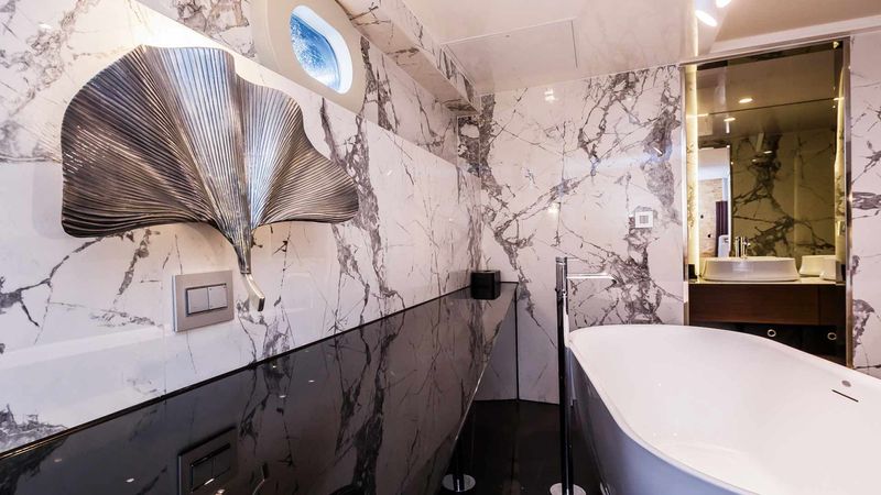 Custom Built 157 | Clase Azul