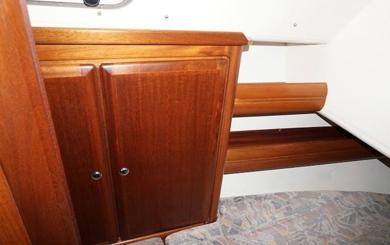 Bavaria Cruiser 41 | True Blue