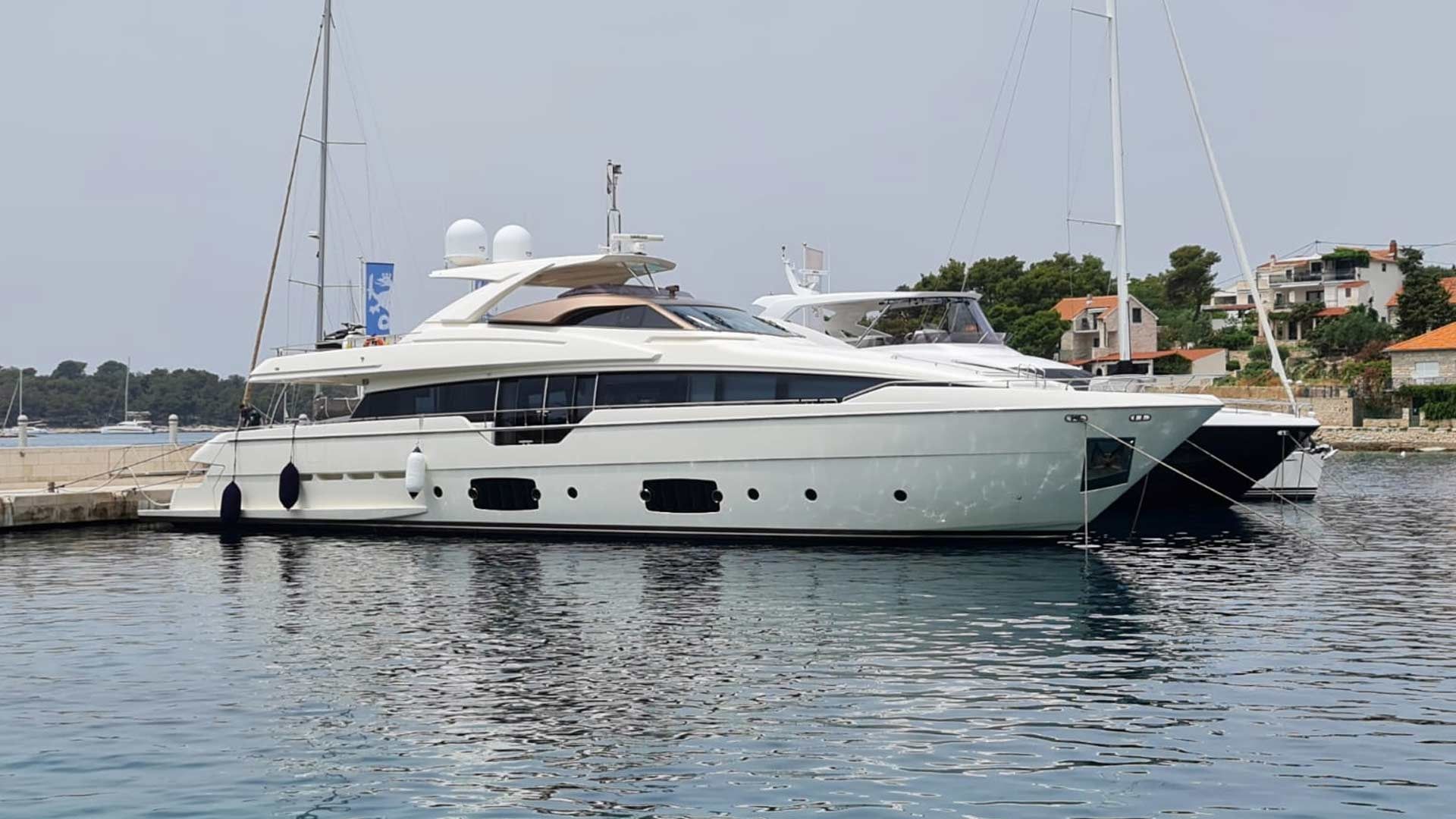 Ferretti 960 | Iva