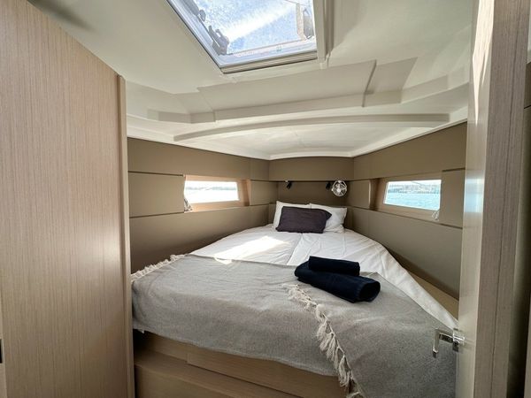 Beneteau Oceanis 38.1 | Triton