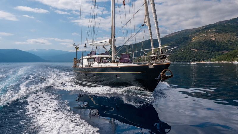 Trintella 65 Classic | Morning Calm 3