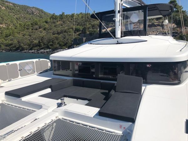 Lagoon 52 F | Daphne