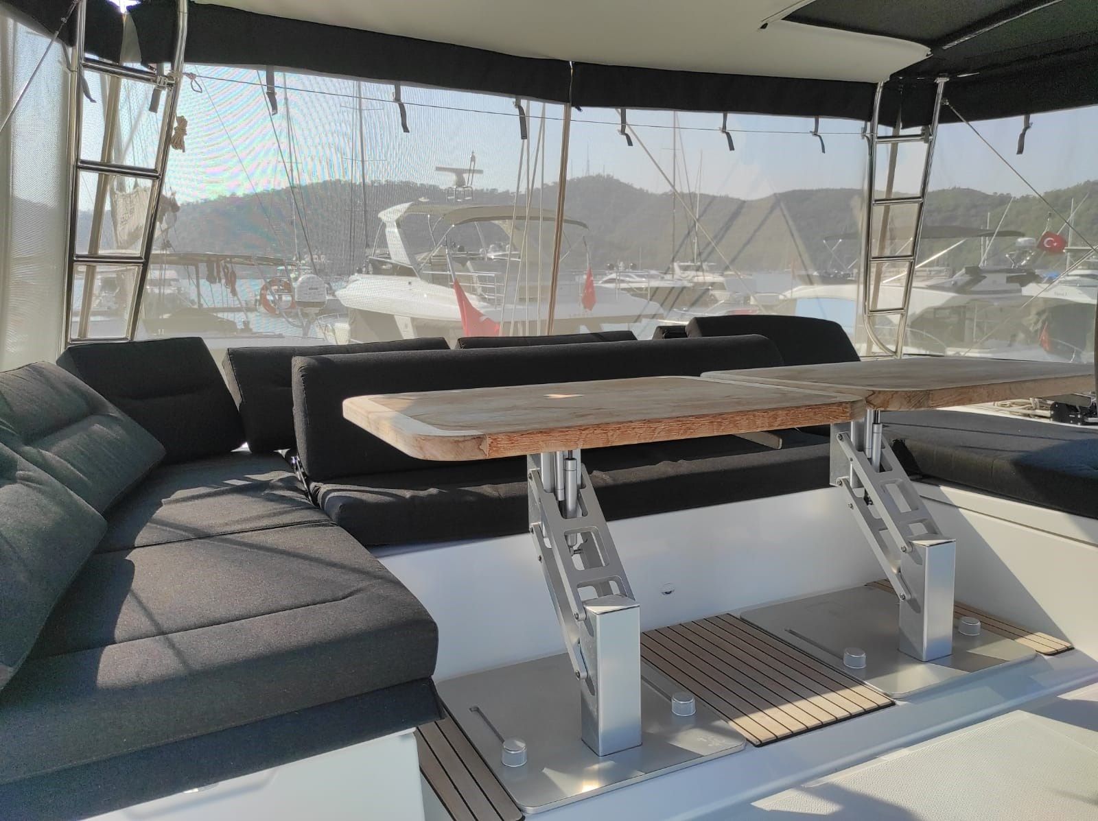 Lagoon 52 F | Daphne