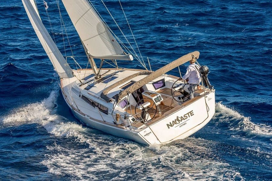 Dufour 360 | Estelle